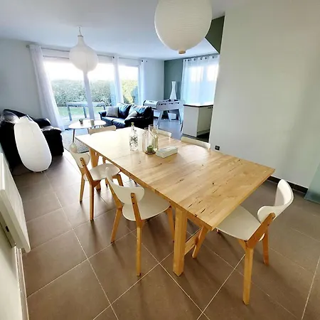Villa Moderne 3 Avec Jardin, Wifi Et Parking, Proche - Fr-1-675-44